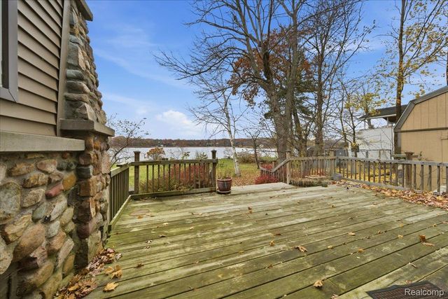 5896 Silver Birch Road, Hadley Township, MI 48462