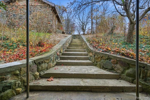 5896 Silver Birch Road, Hadley Township, MI 48462