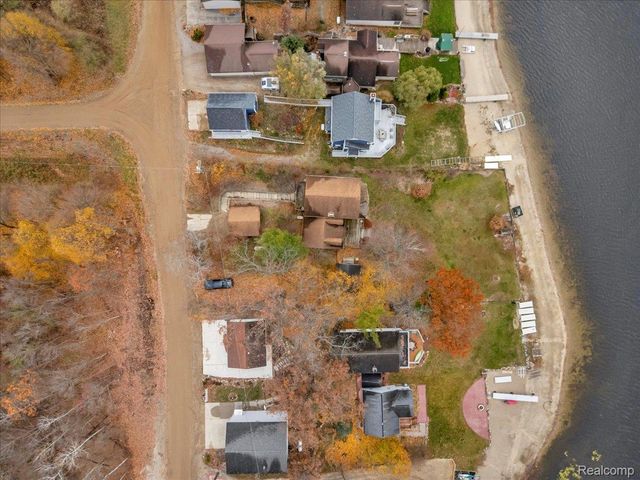 5896 Silver Birch Road, Hadley Township, MI 48462