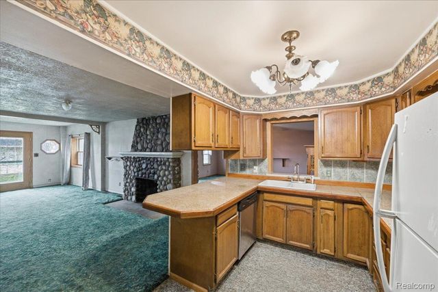 5896 Silver Birch Road, Hadley Township, MI 48462