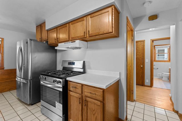 513 9th Avenue S, South Saint Paul, MN 55075
