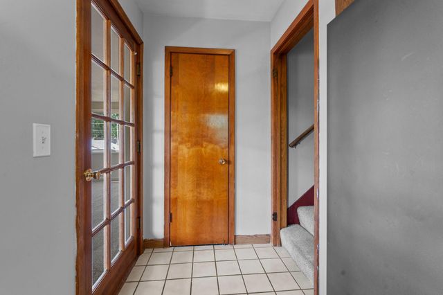 513 9th Avenue S, South Saint Paul, MN 55075