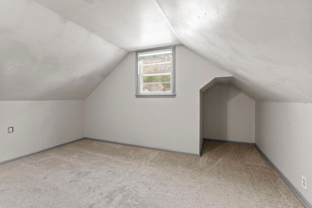513 9th Avenue S, South Saint Paul, MN 55075