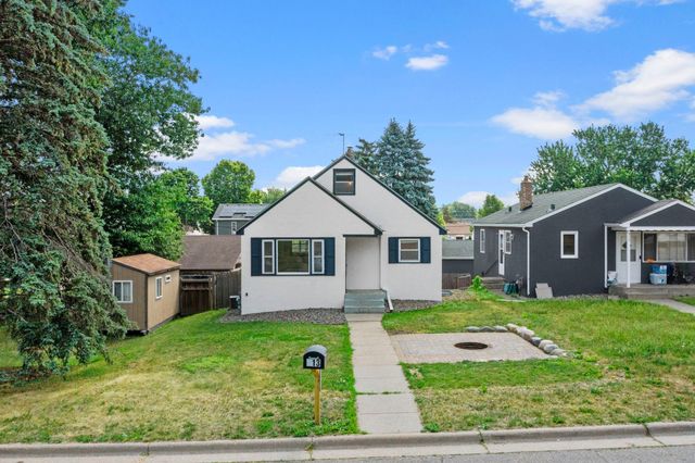 513 9th Avenue S, South Saint Paul, MN 55075