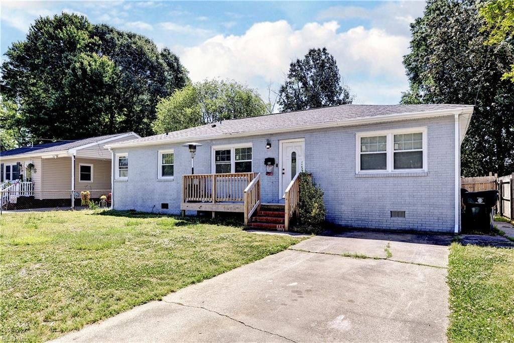1120 78th ST, Newport News, VA 23605