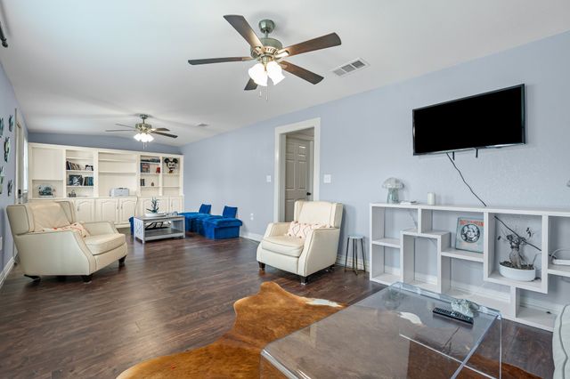 211 Second Street, Denton, TX 76201