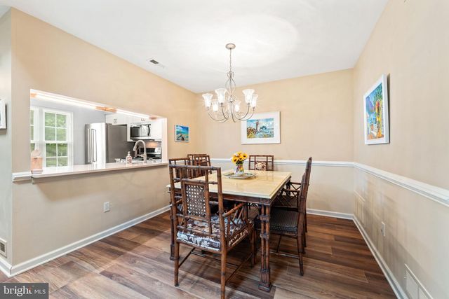 2402-B SHURLOCK CT, Mount Laurel, NJ 08054