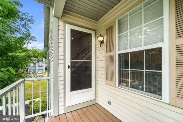 2402-B SHURLOCK CT, Mount Laurel, NJ 08054