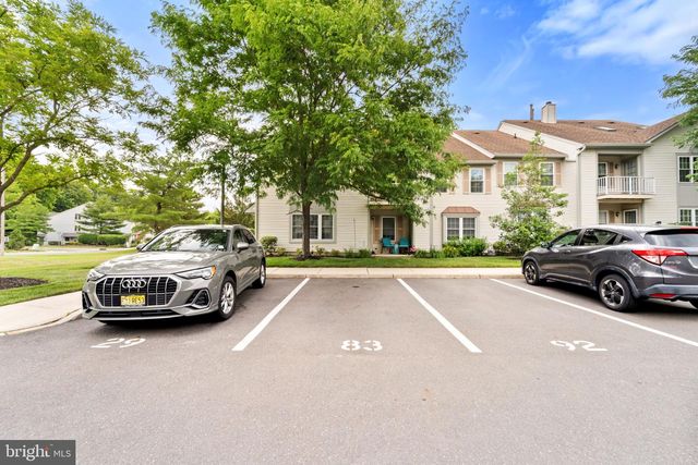 2402-B SHURLOCK CT, Mount Laurel, NJ 08054