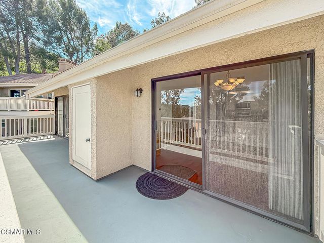 576 Calle De Las Ovejas, Oak Park, CA 91377