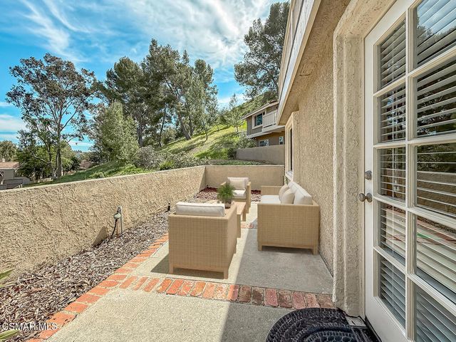 576 Calle De Las Ovejas, Oak Park, CA 91377