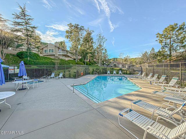 576 Calle De Las Ovejas, Oak Park, CA 91377