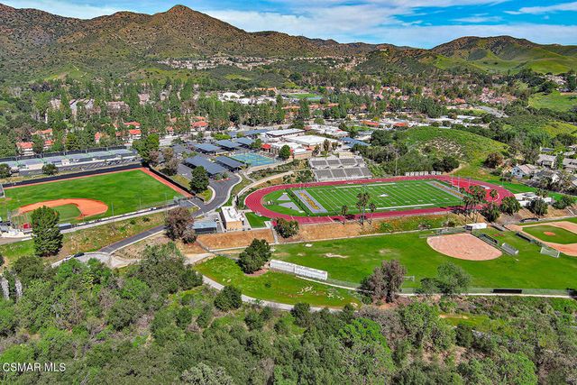 576 Calle De Las Ovejas, Oak Park, CA 91377