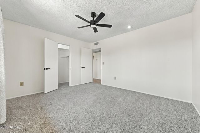 10915 W SANTA FE Drive, Sun City, AZ 85351