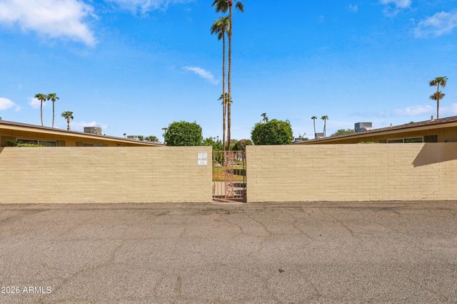 10915 W SANTA FE Drive, Sun City, AZ 85351