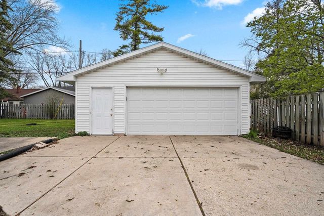 530 MORRIS AVENUE, Ashwaubenon, WI 54304