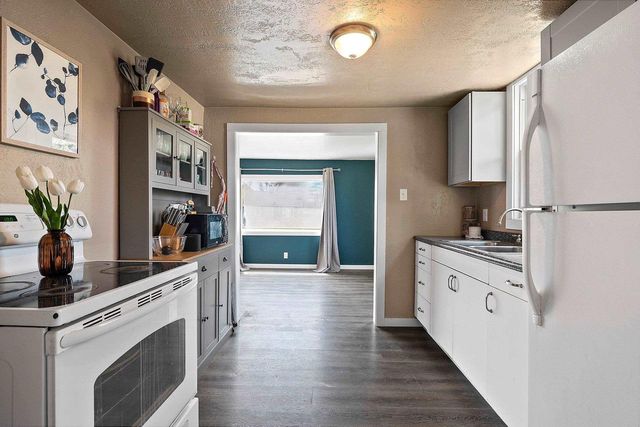 530 MORRIS AVENUE, Ashwaubenon, WI 54304