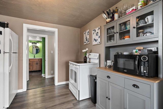 530 MORRIS AVENUE, Ashwaubenon, WI 54304