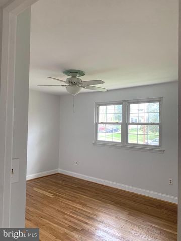 5617 EASTBOURNE DR, Springfield, VA 22151
