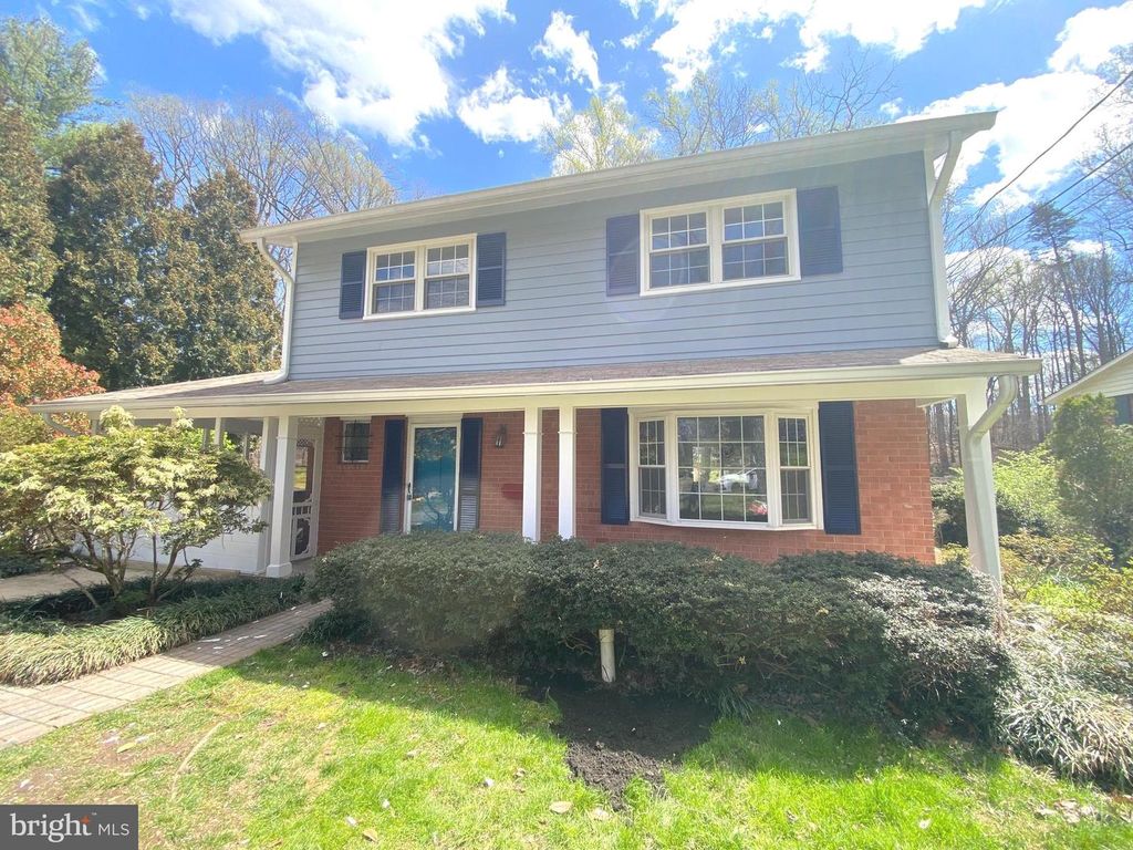 5617 EASTBOURNE DR, Springfield, VA 22151