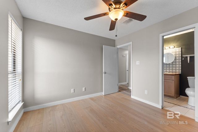 128 W Satsuma Avenue 128, Foley, AL 36535