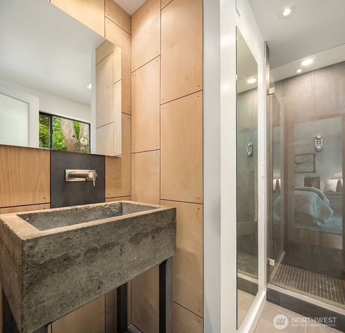 13034 105th Place NE, Kirkland, WA 98034