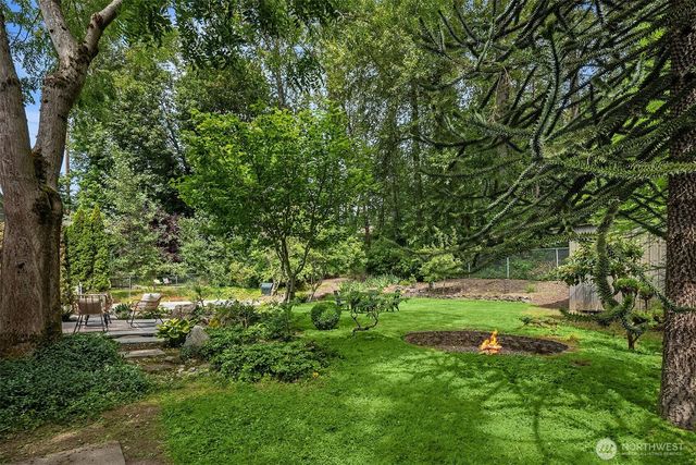 13034 105th Place NE, Kirkland, WA 98034