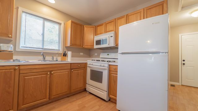 8612 W 139th Place, Cedar Lake, IN 46303