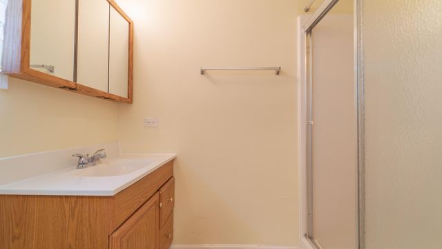 8612 W 139th Place, Cedar Lake, IN 46303