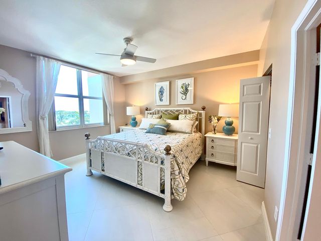 806 E Windward Way 508, Lantana, FL 33462