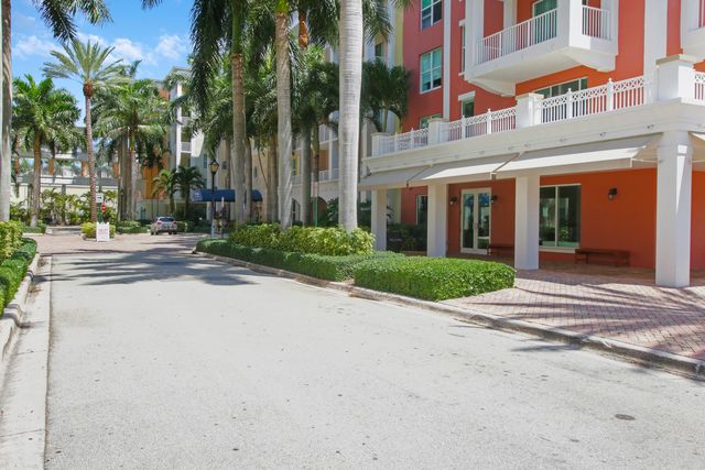 806 E Windward Way 508, Lantana, FL 33462