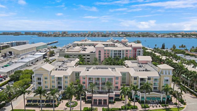 806 E Windward Way 508, Lantana, FL 33462