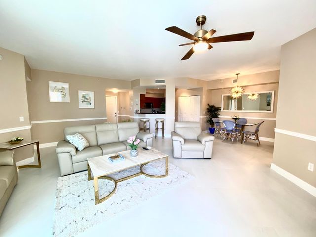 806 E Windward Way 508, Lantana, FL 33462