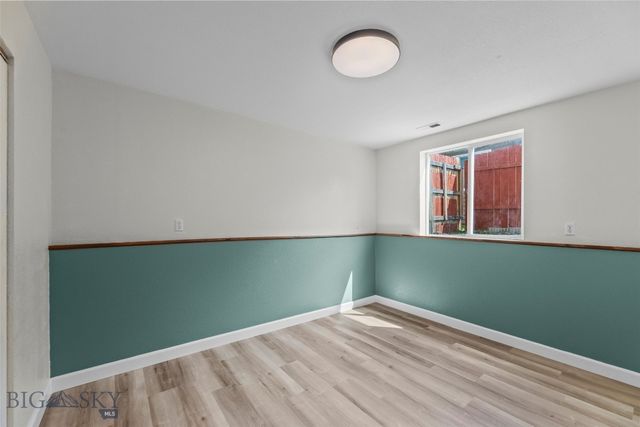 72 W Magnolia Drive, Belgrade, MT 59714