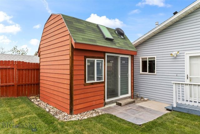 72 W Magnolia Drive, Belgrade, MT 59714