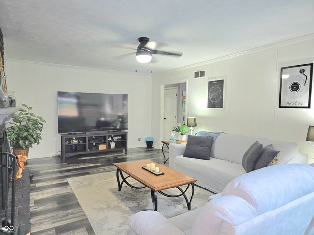 8901 Black Hawk Lane, Indianapolis, IN 46234