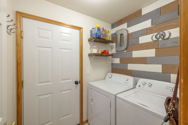 3104 Silverthorn Ln, Cheney, WA 99004