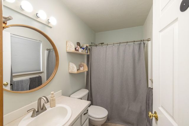 3104 Silverthorn Ln, Cheney, WA 99004