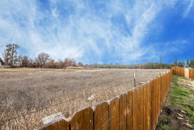 3104 Silverthorn Ln, Cheney, WA 99004