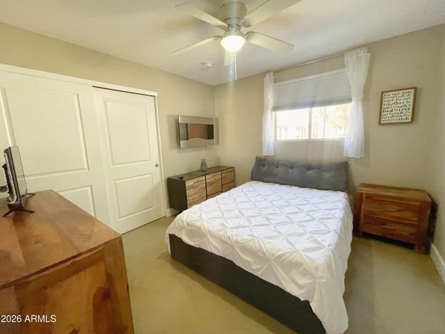 8058 E Oak Street, Scottsdale, AZ 85257