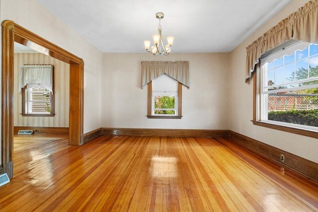 41 Mountain Ave, Malden, MA 02148