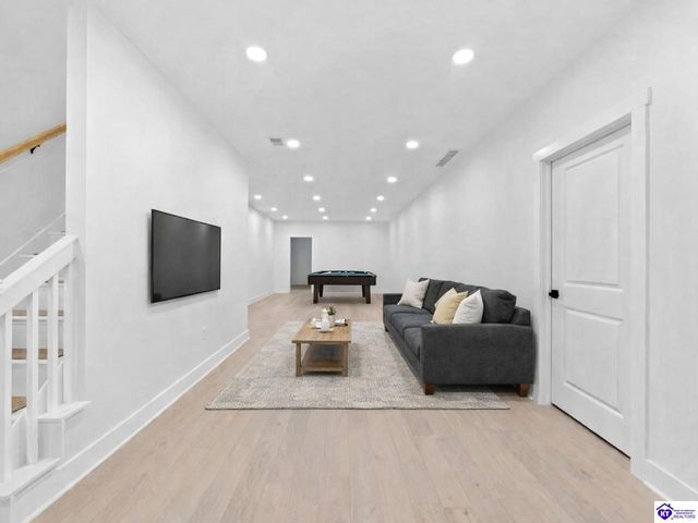 222 Ferndale Drive, Elizabethtown, KY 42701