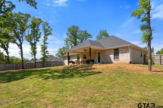 19379 Cedarpark Pl, Lindale, TX 75771