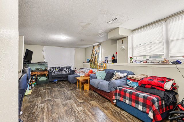 1315 S Hanover Street, Hastings, MI 49058