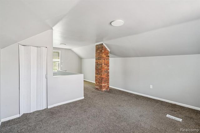 6526 Heyden Street, Detroit, MI 48228