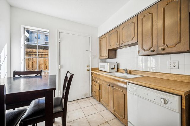 7600 Burgoyne Road 143, Houston, TX 77063