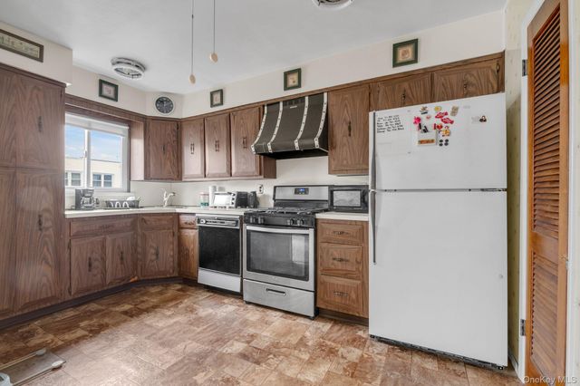 608 119th Street, College Point, NY 11356