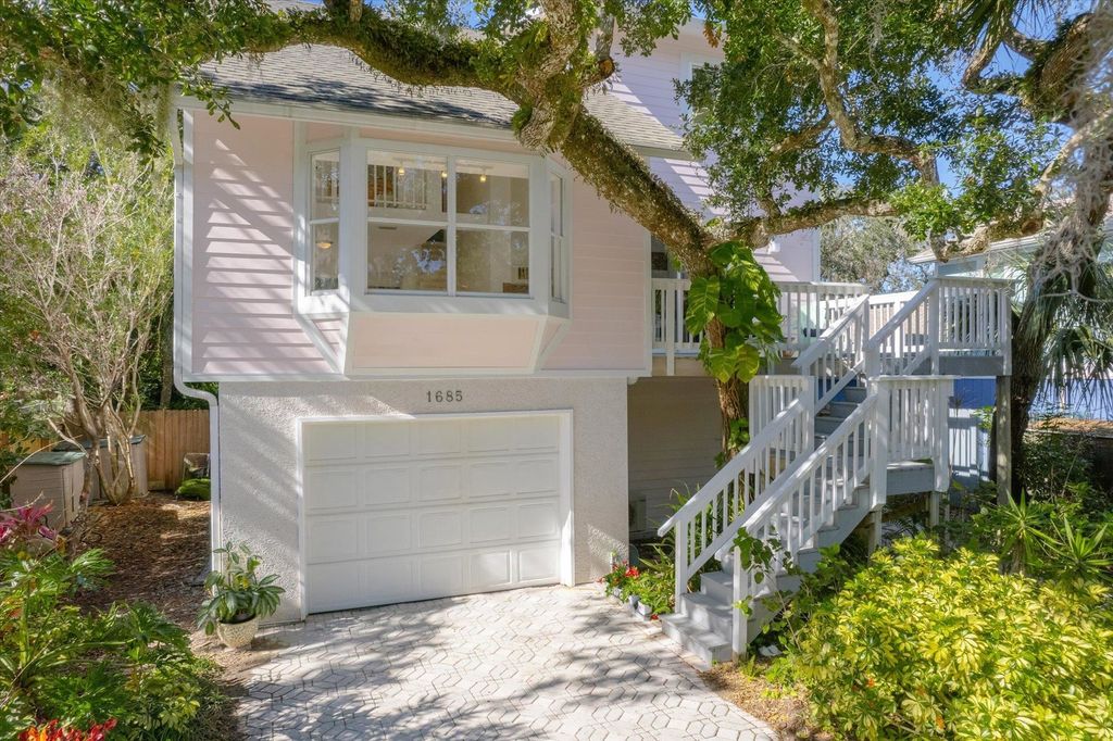 1685 Santander Street, St Augustine, FL 32080