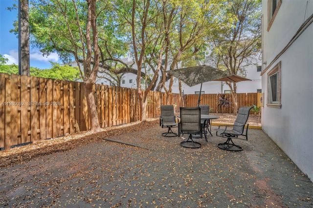 3245 Virginia St 26, Miami, FL 33133