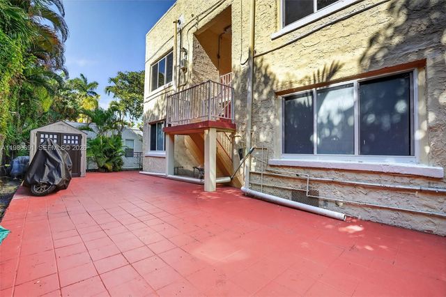 1630 SW 10th St 1, Miami, FL 33135